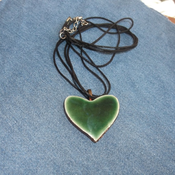 E Thorp Studios Jewelry - Valentines New Forest Green Heart Pendant Necklace